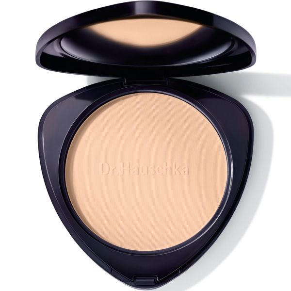 Dr. Hauschka Compact Powder 02 chestnut